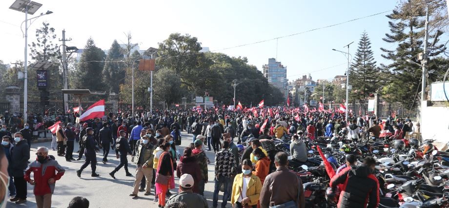 ओली सरकार विरुद्ध नेपाली काँग्रेस सडकमा, राजधानीमा शक्ति प्रदर्शन (२० फोटोमा हेर्नुस् )