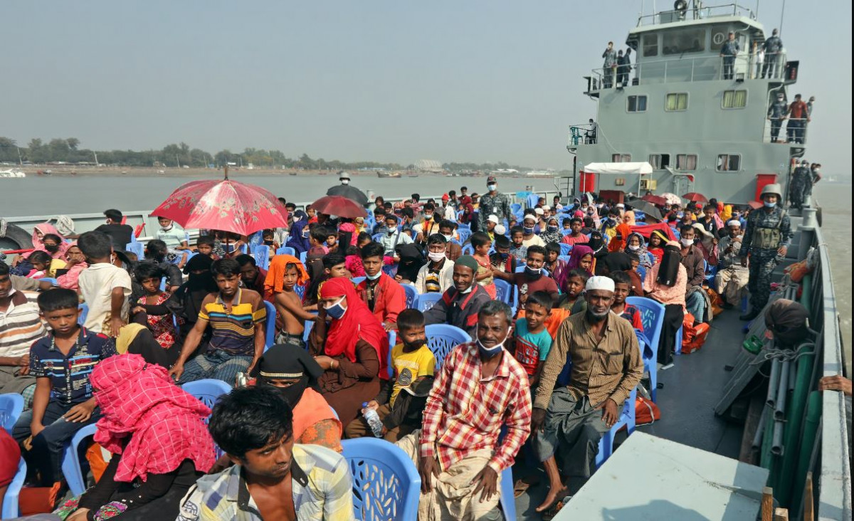 सयौँ रोहिङ्ग्या शरणार्थी डुङ्गाबाट पश्चिमी इन्डोनेसिया पुगे, स्वदेश फिर्तीका प्रयास किन असफल ?