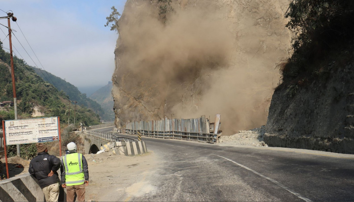 नारायणगढ-मुग्लिन सडकमा चार पुल धमाधम बन्दै, खहरेमा मुआब्जाका कारण ढिलाइ