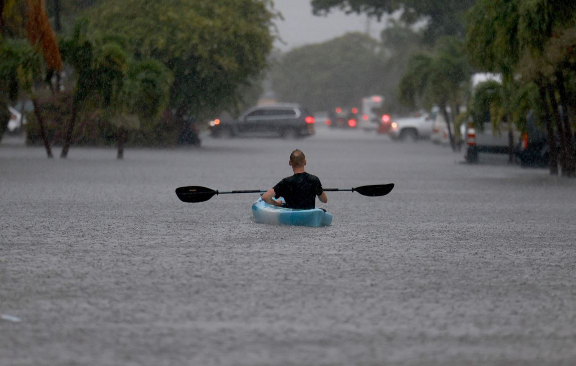 Florida rain.JPG