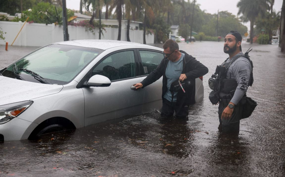 florida rain3.JPG